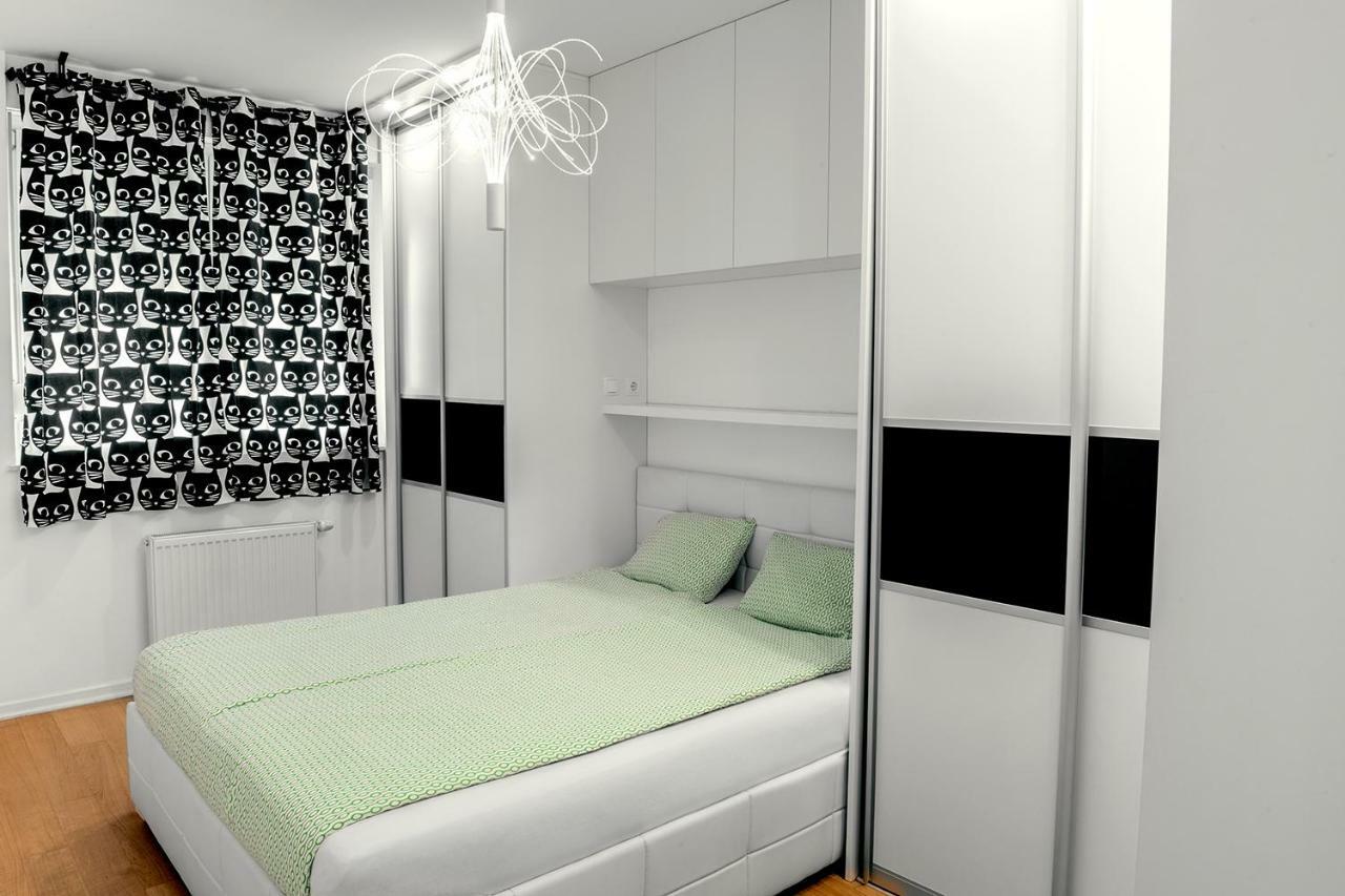 Flexible Selfcheckins 7 - Zagreb - Garage - Electric Vehicle Ccharger - Loggia - New - Luxury - Apartments Repinc 7 Екстер'єр фото