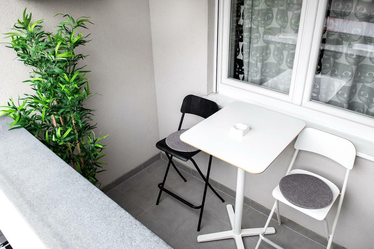 Flexible Selfcheckins 7 - Zagreb - Garage - Electric Vehicle Ccharger - Loggia - New - Luxury - Apartments Repinc 7 Екстер'єр фото