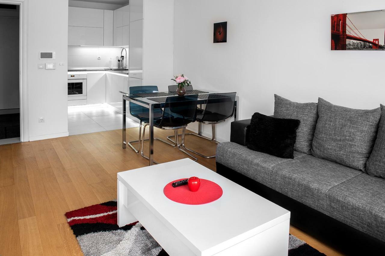 Flexible Selfcheckins 7 - Zagreb - Garage - Electric Vehicle Ccharger - Loggia - New - Luxury - Apartments Repinc 7 Екстер'єр фото